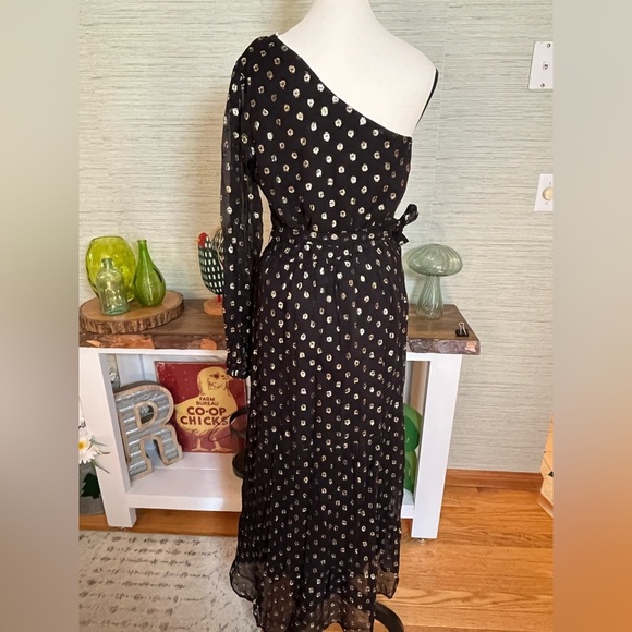 LULUS Size Medium Radiant Black & Gold Clip Dot One Shoulder Formal Maxi Dress - Picture 5 of 6